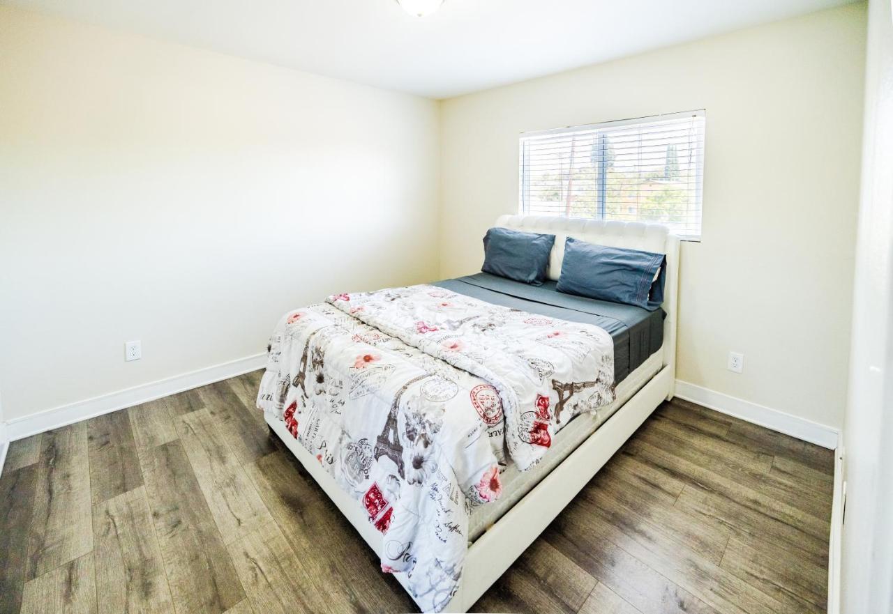 Appartement Spacious 5 Bedroom 3 Bath Modern By Downtown La With Parking *